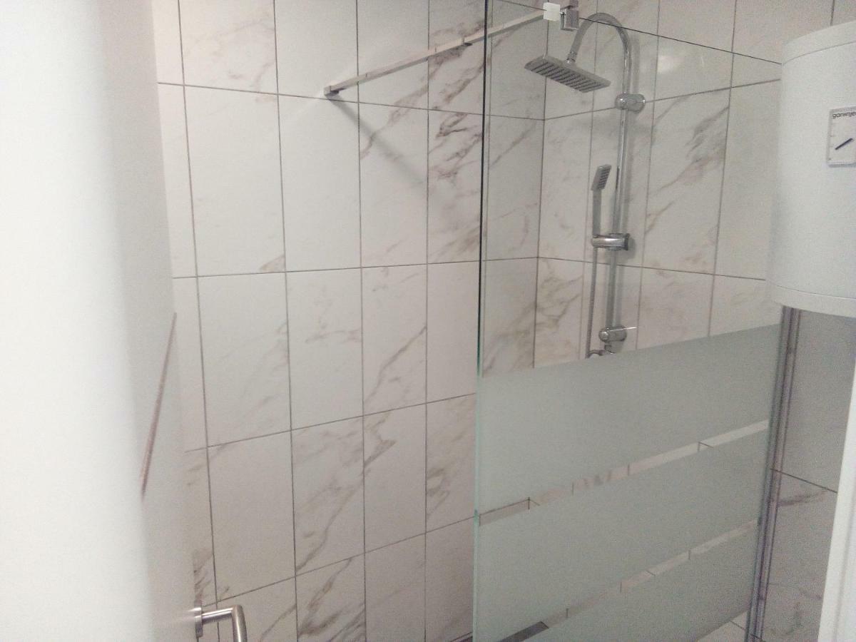 Studio Apartman Matkovic Imotski Exteriör bild