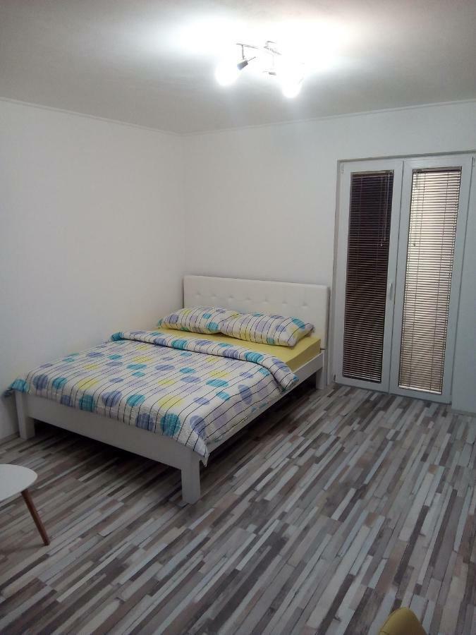 Studio Apartman Matkovic Imotski Exteriör bild