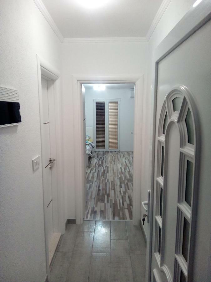 Studio Apartman Matkovic Imotski Exteriör bild